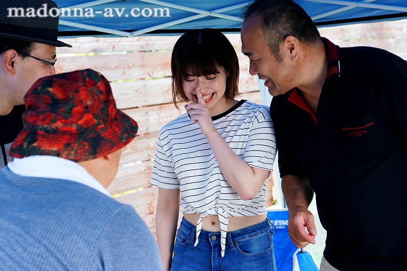 町内キャンプNTR テントの中で中出しされた妻の衝撃的寝取られ映像 - Image 8