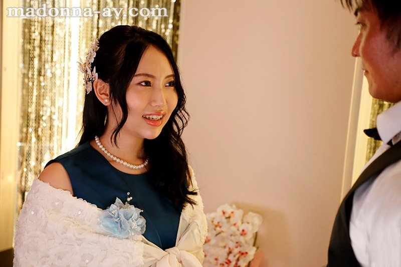 二次会の後に… 『再会』…人妻になったあの子と急接近―。 - Image 2