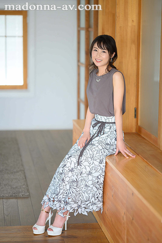原・石・美・主・婦　小野寺真優 36歳 AV DEBUT - Image 3