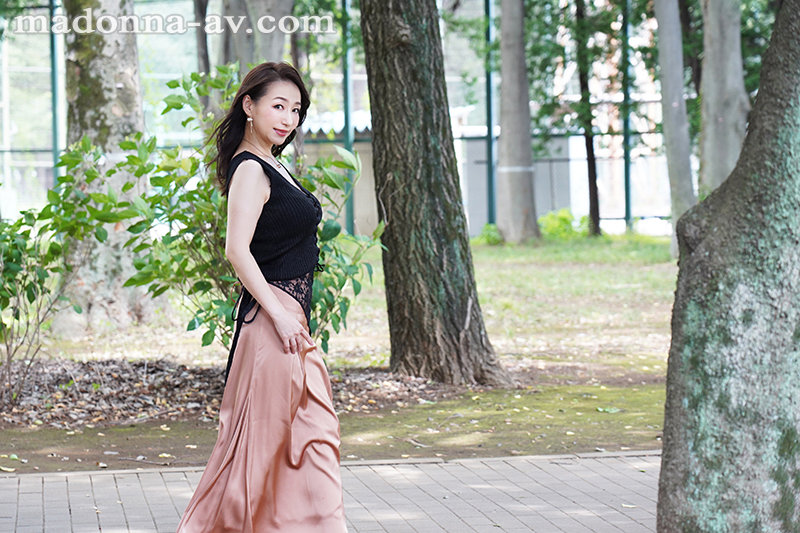 異例の大抜擢!! 男を熟知した肉感的イイオンナ よしい美希 46歳 MONROE専属決定SPECIAL - Image 2