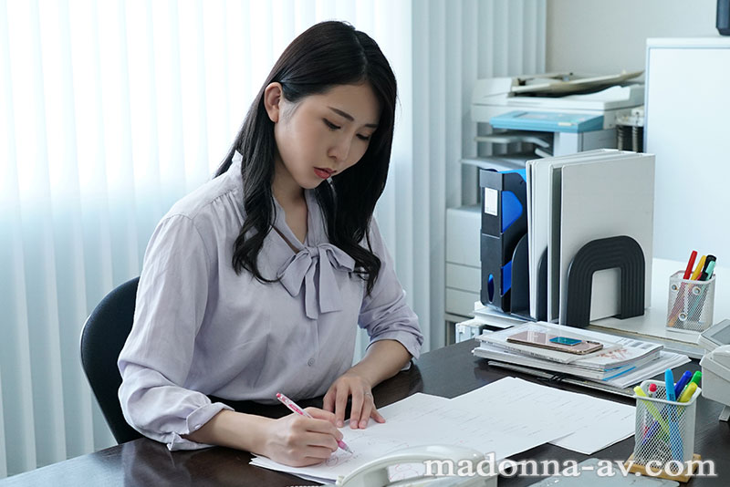 女教師NTR　不良生徒に最愛の妻を寝取られて―。 - Image 2