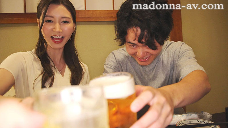 イイオンナだって酔い乱れたい夜がある。 愛弓りょうがひたすら痴女りまくる逆ナン生ハメはしご酒SEX - Image 2