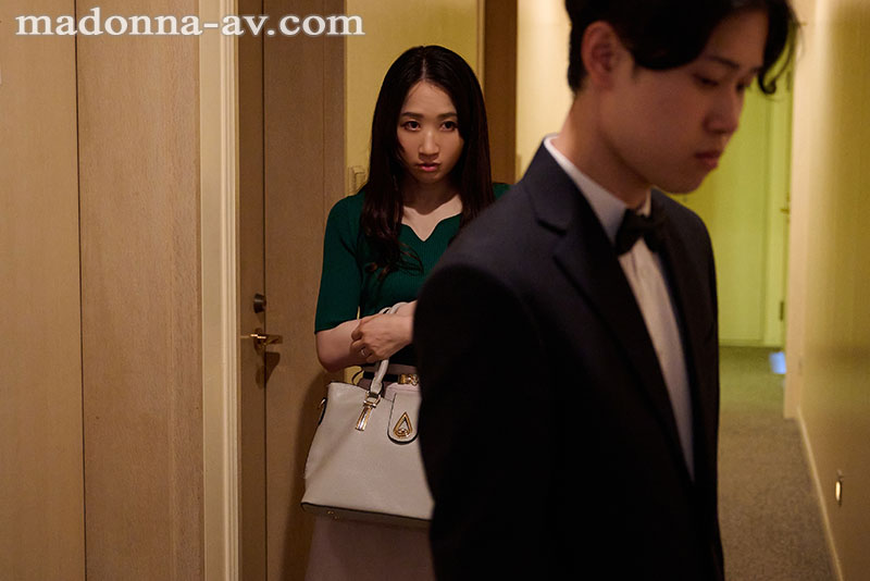 主人がシてくれないから―。私は、女性用風俗に堕ちていく…。 - Image 2