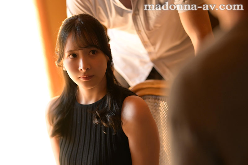 マドンナ専属 電撃移籍第2弾！！ 夫と子作りSEXをした後はいつも義父に中出しされ続けています…。 - Image 2