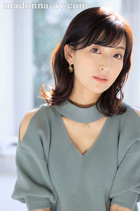 MONROE Debut 吉永塔子　40歳 アラフォーだけどいいかな？“ワンランク”よりもっと上のモンローに革命を起こす美魔女。 - Image 4