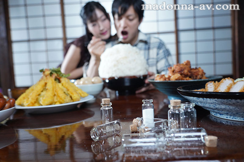 父が再婚して1ヶ月、義母に媚薬混入メシを食べさせられて、絶倫勃起モンスターに育てられていたー。その先を語るのなら義母も誤って食べてガンギマリ女になった。 - Image 3