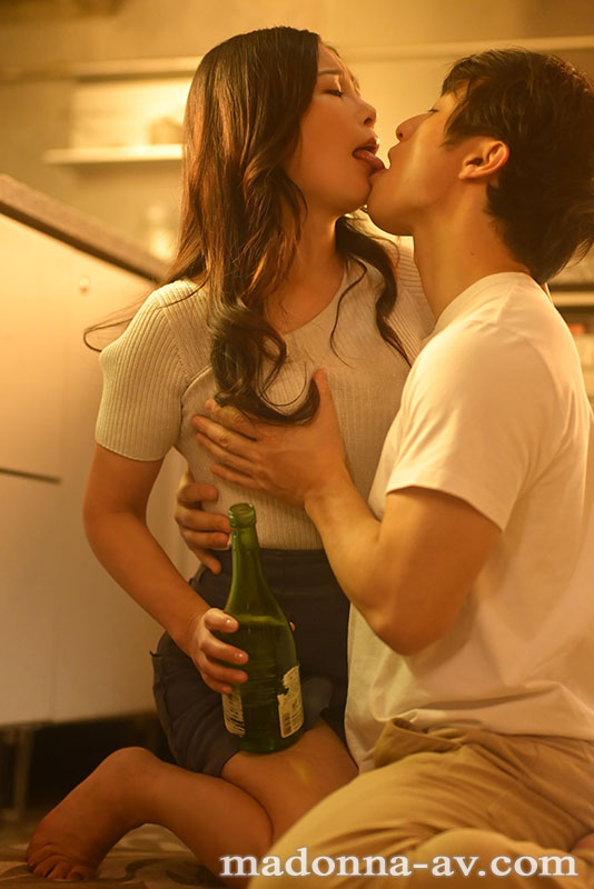 最愛の母と飲み交わした一夜。酒と潮吹きに溺れて大人になった僕。 - Image 6