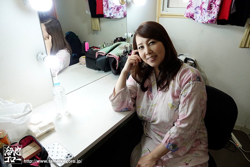 溜池ゴロー専属スペシャル 寸止めイキ焦らしを30日間くり返されたムラムラ熟成41歳敏感ボディ!31日目、更に焦らして遂に撮れた女優人生一番の異常オーガズム性交 - Image 2