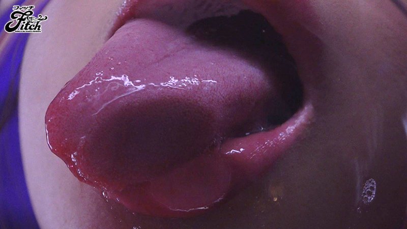 密着して舐め尽くす むしゃぶり唾液痴女 - Image 2