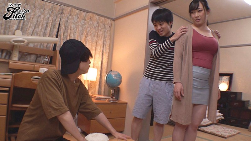 貧乏家族を守るために大家の変態ムスコに犯される気の強い母乳妻の絶頂 ～夫の借金のカタに巨乳を貪られる母親編～ - Image 4