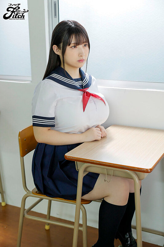 夢の肉感コラボ！大人気同人コミックのシリーズ第2弾を遂に実写化！！ 同じクラスになった無防備・無抵抗巨乳美少女すみれちゃんにヤリたい放題な新学期 - Image 3