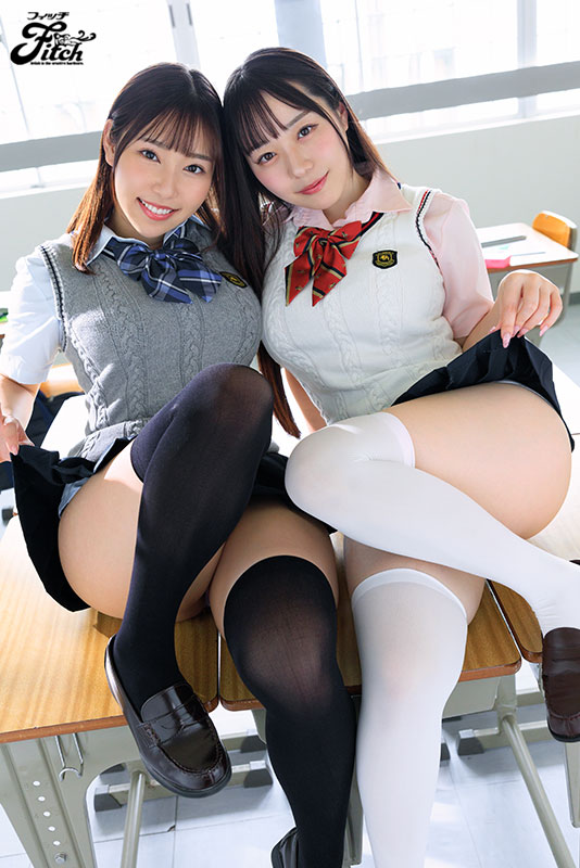 絶対領域美少女のW挑発寸止め ～魅惑のむっちり太ももに喰い込むニーハイ～ - Image 19