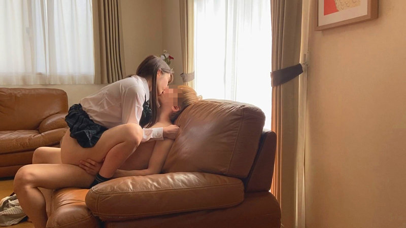 連れ込みSEX　素人ムクムク流出映像 男の部屋に連れ込まれたエロい女子がSEXしまくり制服・中出し・盗撮・流出　勝手にAV発売 秘蔵の６名　超尺４９６分 - Image 12