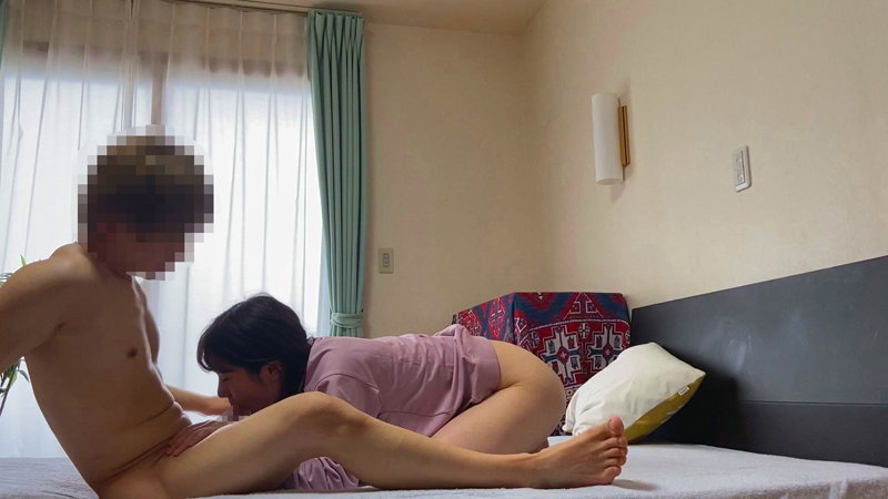 連れ込みSEX　素人ムクムク流出映像 男の部屋に連れ込まれたエロい女子がSEXしまくり制服・中出し・盗撮・流出　勝手にAV発売 秘蔵の６名　超尺４９６分 - Image 14