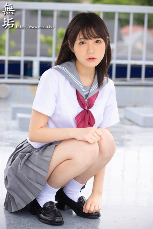 絶頂を知った日、私は大人になった  天然少女 無垢専属 AV DEBUT - Image 4