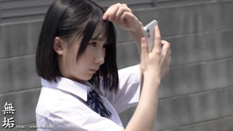 盗撮、家宅侵入、眠っている少女に覆いかぶさって…。 睡眠学習。中出しで快感を植え付けられ続けた少女のカラダは…。 - Image 2