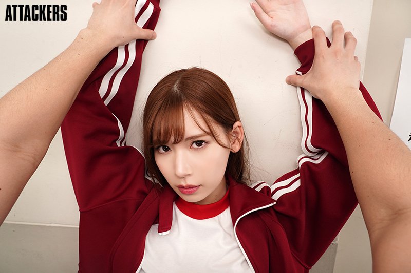 僕の事が大嫌いな女子マネージャーが、賭けに負けて僕とセックスをする事になったら…カラダの相性抜群でイキまくった! ※彼女は僕の事をずっと睨んできます… - Image 3
