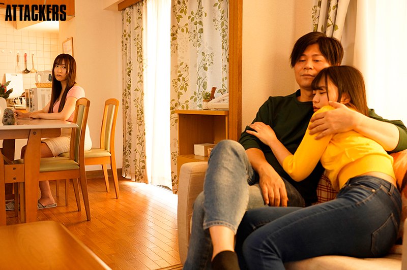 彼女のお姉さんと中出しセックスに明け暮れた日々。 - Image 13