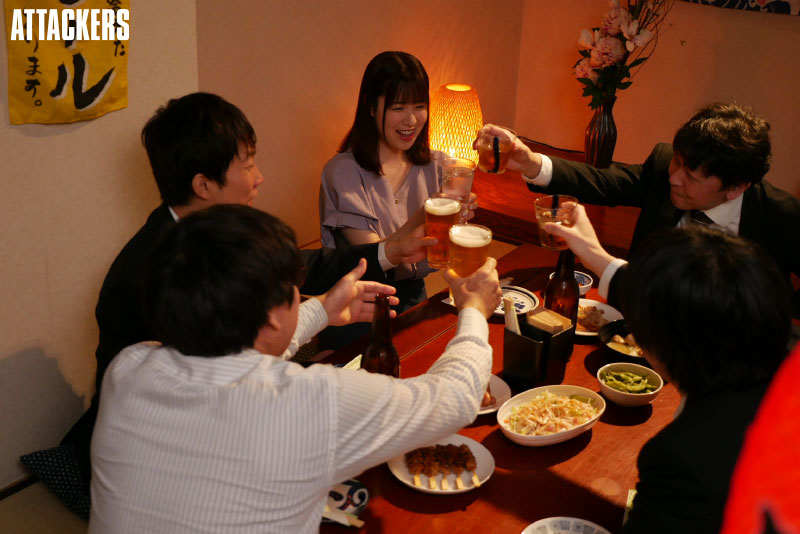 会社の飲み会で酔い潰れた部下を家まで送ったら、そのまま朝まで一晩中ヤリまくってしまった。 - Image 9