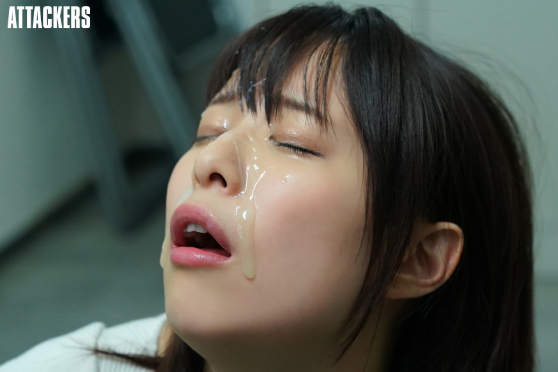 田舎から出てきた新卒入社の美少女に俺のデカマラをしゃぶらせてやった。 - Image 11
