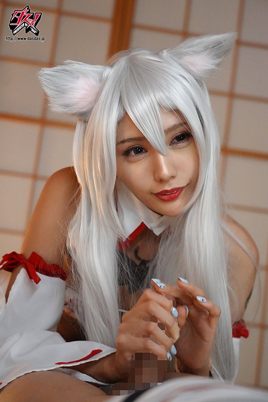 山小屋の女将はまさかまさかの痴女狐！？遭難先で気が狂う程 朝まで中出し精子搾取され続けました - Image 3
