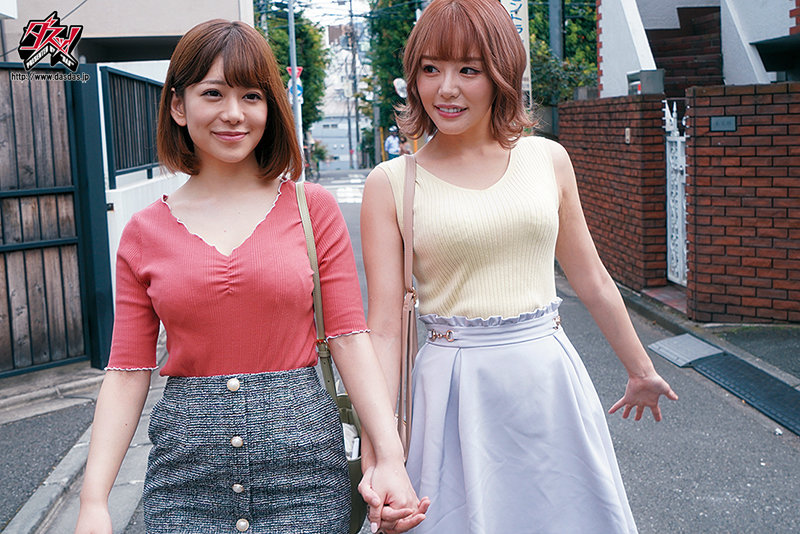 憑依増殖おじさんin浜崎真緒＆有村のぞみ レズカップルに憑依し、勝手に男と大乱交。 - Image 2