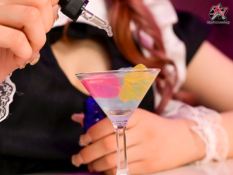 ふぇらかふぇ　常連確定じゅっぽり下品フェラで搾り取る小悪魔コンカフェ嬢 - Image 4