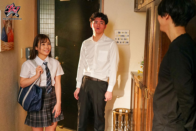喉奥を責められる悦びを得た彼女は、僕に隠れてイラマチオ性交をされていた。 - Image 2