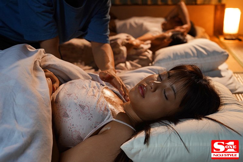 夏休みに再会した従妹の無防備パイチラ、パンチラに欲情して毎日汗だくでヤリまくった - Image 8