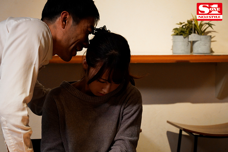 「先輩ごめんなさい…」 バイト先のパワハラから守ってくれた先輩が復讐レ●プされている姿に鬱勃起が止まらないクズな僕 - Image 6
