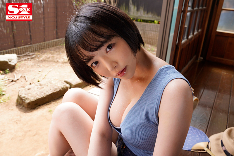 10年ぶりに会った従姉（いとこ）の抜きテクに我慢できず三日三晩で15発も射精させられた童貞の僕 - Image 2