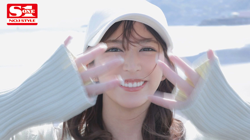 ※台本一切無し!!ハメ撮り!すっぴん!何でもアリ!七ツ森りりのスケベ本性剥き出しSEX!! デビュー1周年を記念してガチで温泉旅行中ヤリまくった生々しすぎる超レアなエロス200％動画 - Image 2