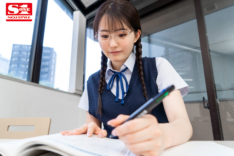 10年前は真面目でウブだった教え子に今では一晩で何発も射精されています。 - Image 2