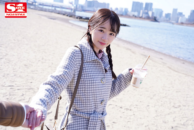 笑ってはしゃいでキスして無邪気にじゃれ合った後、ホテルでじっくりねっとり何度も何度も求め合う朝までハメまくりデート - Image 2