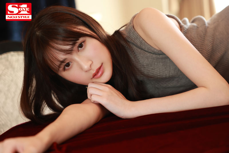 ブッチギリの美貌 伊藤聖夏 スケベな素顔を証明する人生初イキ！初体験3本番スペシャル - Image 7