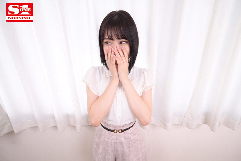 明るくてちっちゃくて可愛い新世代ロリ巨乳安達夕莉を完全独占！ 人気AV女優が僕だけに見せる素顔＆イキ顔 最高の密着距離でひたすらSEXに没頭する究極同棲VR - Image 4