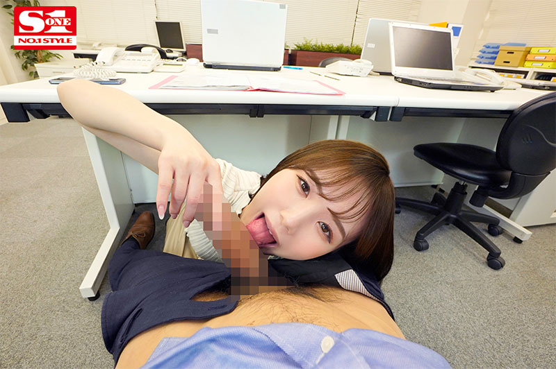 フェラして、射精して、お掃除フェラして、また射精して… 絶対イカせる超絶おしゃぶりテクで嫉妬狂いの先輩痴女OLに寝取られたボク。 - Image 10