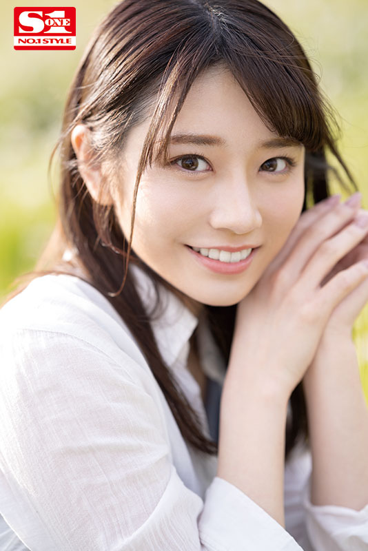 とにかく可愛い顔! 大きくて柔い天然乳! それでいて細クビレ! 奇跡の三美一体 スーパー女優80本番 8時間 - Image 2