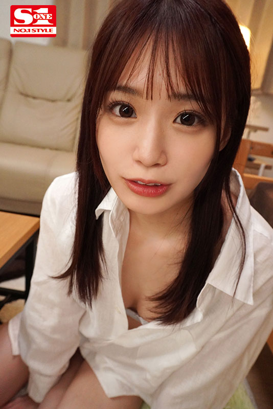終電なくなり可愛い後輩社員が俺の部屋に… 男ものシャツ姿からのぞく無防備な谷間と足がそそり過ぎて気付けば猿みたいに腰振りまくっていた。 - Image 4