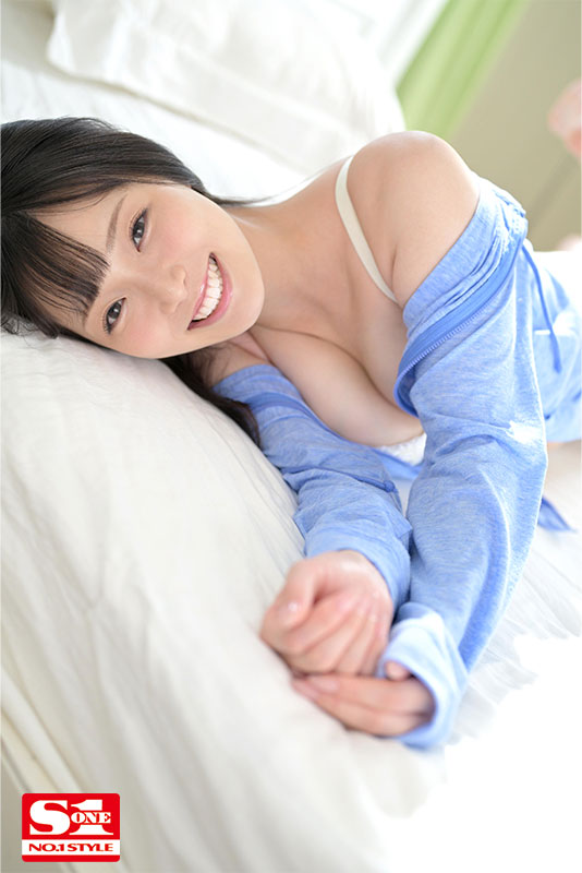 VR NO.1 STYLE 結月りあ 解禁　今、いちばん抱きたいむっちりボディを完全独占！最高の密着距離でひたすらSEXに没頭する究極同棲VR - Image 6
