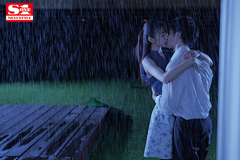 思春期男子は濡れた黒パンスト女教師の夢を見る～突然の豪雨で帰宅困難になった担任と生徒の一夜～ - Image 7