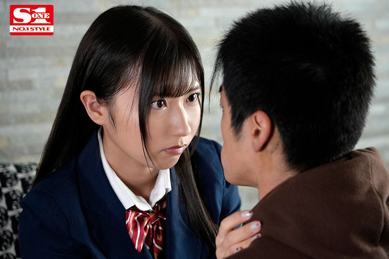 彼女の妹（女子●生現役アイドル）の大胆誘惑に欲情し、何度も浮気ハメし続けた僕。 - Image 4