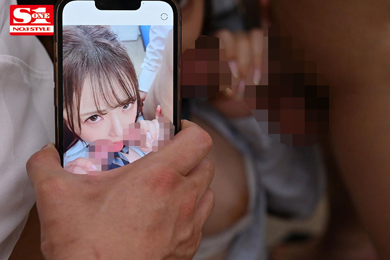 バズりたくて…おま●こまで動画投稿されちゃったZ世代の女子●生 - Image 3