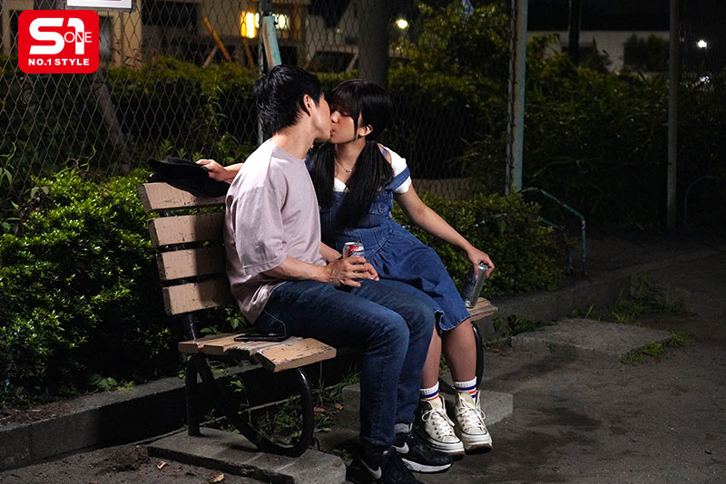 川越にこにベロキスで寝取られたい！彼女がいても仕事中でもお構いなしにチュッチュ誘惑してくるあざとい後輩に僕のチ●ポは我慢の限界！ - Image 9