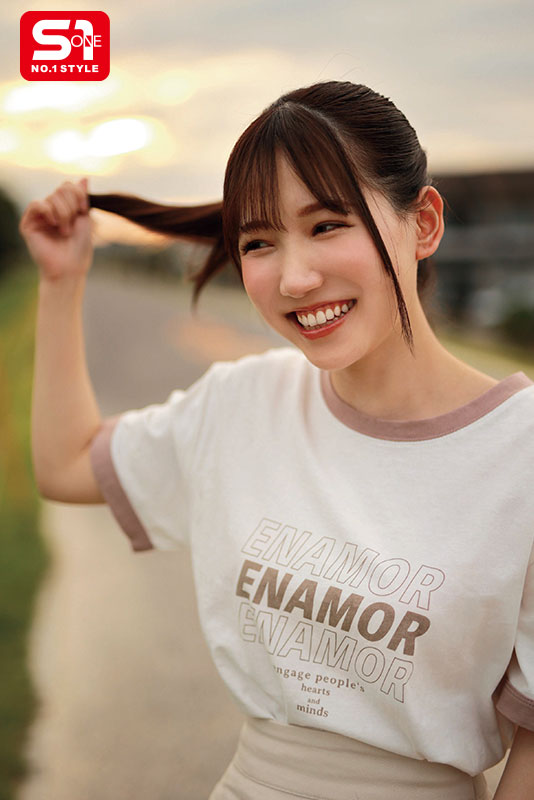 癒しの笑顔で実は超エッチ 三田真鈴 初ベスト デビューから1年分 全12タイトル＆全コーナー収録 12時間スペシャル - Image 16