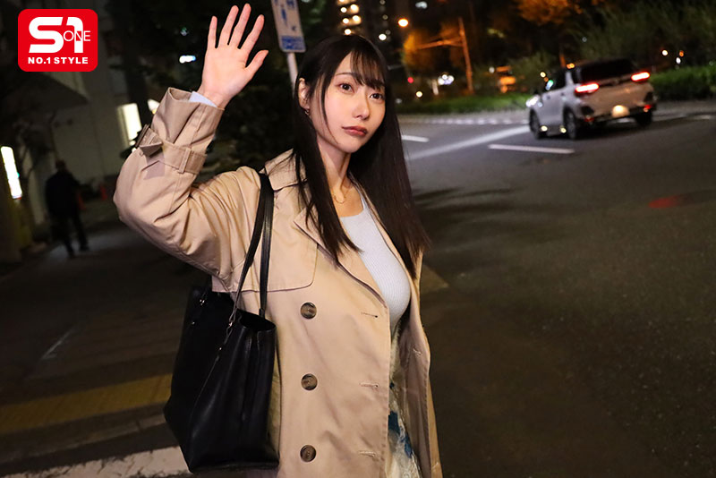 「おい、パイズリしか取り柄ないんだから挟んでヌケよ。」普段優しいボクを、鬼のようなドSに変貌させるほど、責められたがりでドマゾな細身デカ乳オンナ - Image 2