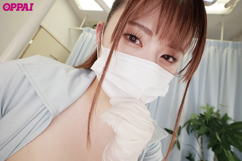 おっぱい密着麻酔で痛いの痛いの飛んでけ～！歯医者嫌いのアナタも通いたくなる巨乳歯科助手の裏オプションVR - Image 3