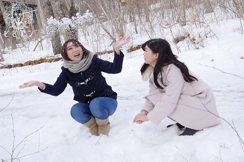 雪山コテージとレズビアンカップルと別れの濃厚キス 大好きな人と最後の旅。愛しい人と何度も濃厚な口づけを交わした。 - Image 3