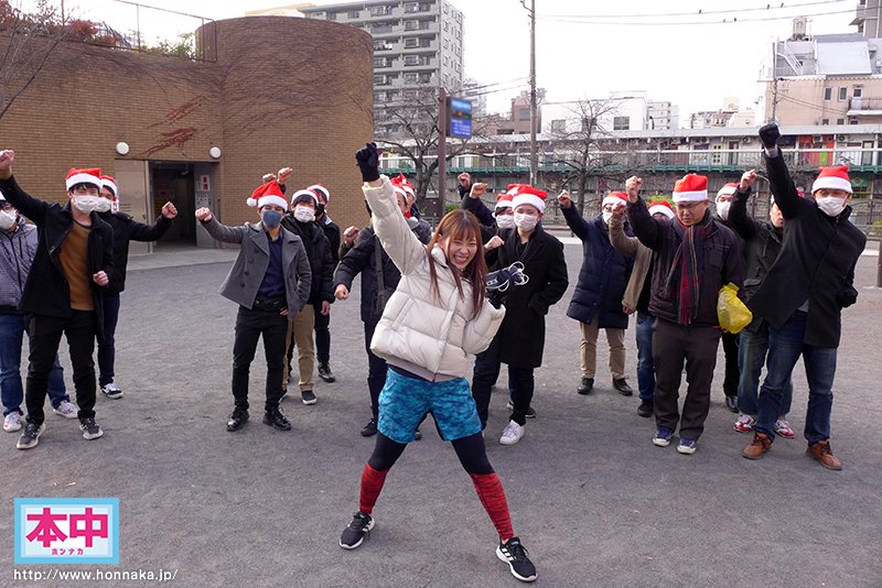 美谷朱里を追跡せよ!!SNSにのせた写メの場所を特定できたら生中出しご褒美対決!! - Image 2