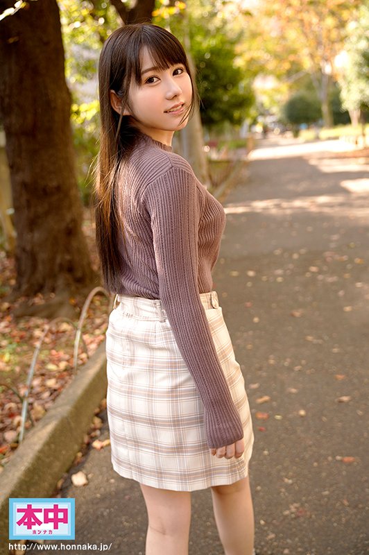 新人お嬢様大学に通いながら高級ソープに出勤するクォーター女子大生中出しデビュー - Image 2